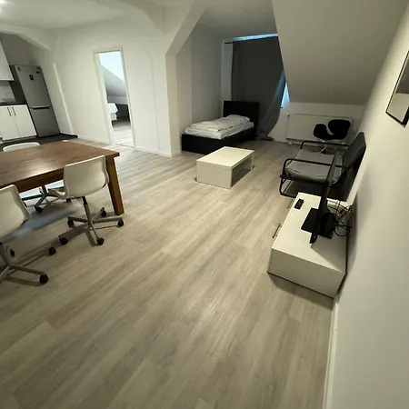351 Apartments, Close To The Exhibition Center *