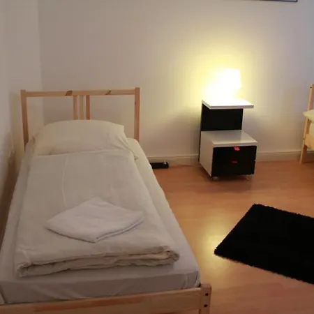 351 Apartments, Close To The Exhibition Center 公寓 *