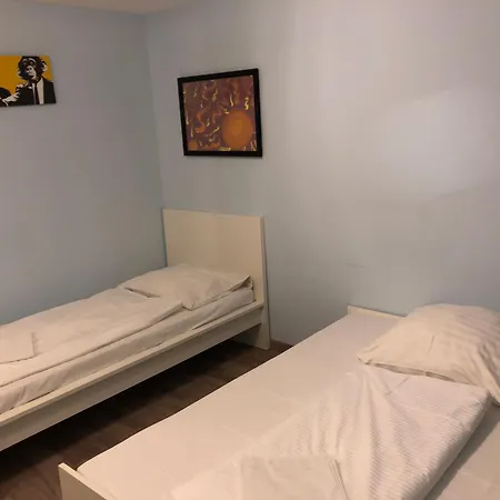 351 Apartments, Close To The Exhibition Center 公寓 美因河畔法兰克福